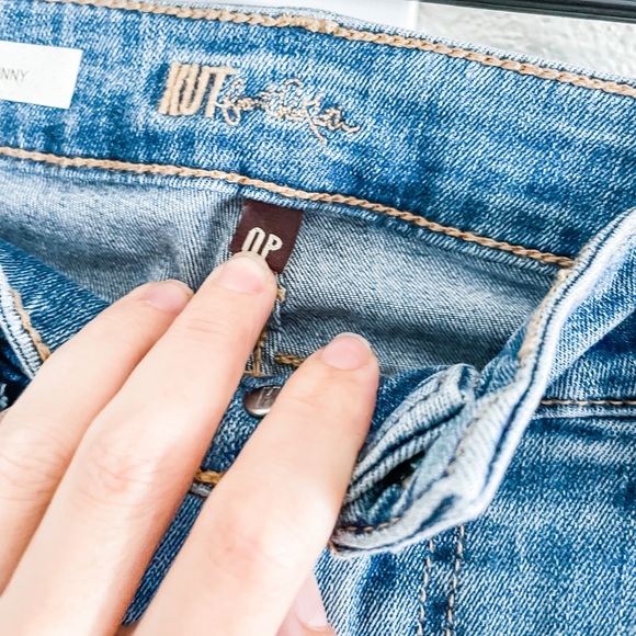 Kut from the Kloth Dayna skinny jeans - Picture 4 of 12